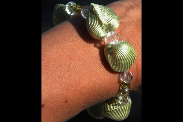 Natural Pearlescent Shell and Olive Green Peridot Bracelet