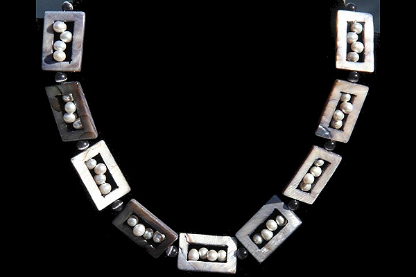 Contemporary Silver Perl Necklace