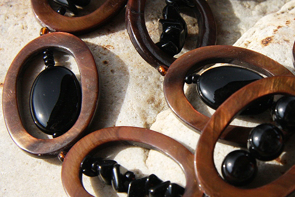 Chocolate Mother of Pearl and Black Onyx Display Necklace