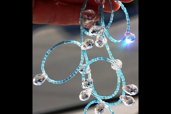 Gentle Swarovski Crystal Dew Drop Choker Necklace